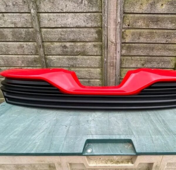 lower rear bumper/ valance from my facelift mk3.5 Focus ST in Race Red - Image 3