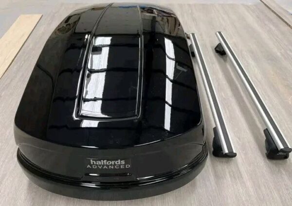 Halfords roof box