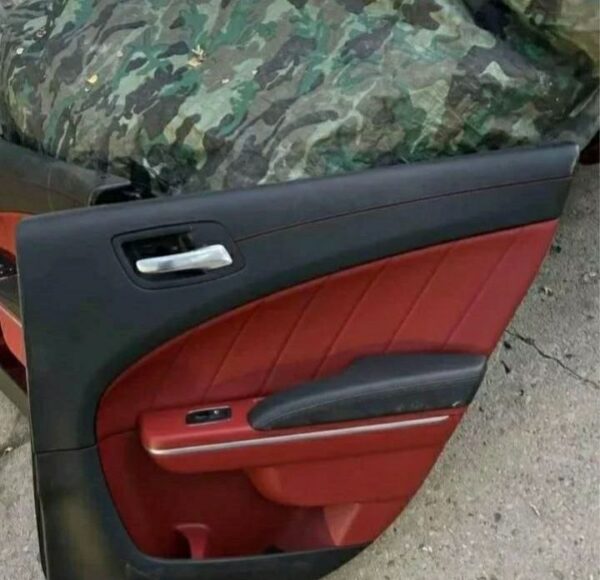 Dodge Charger Scatpack red suede interior door panels Heated and cooled - Image 2