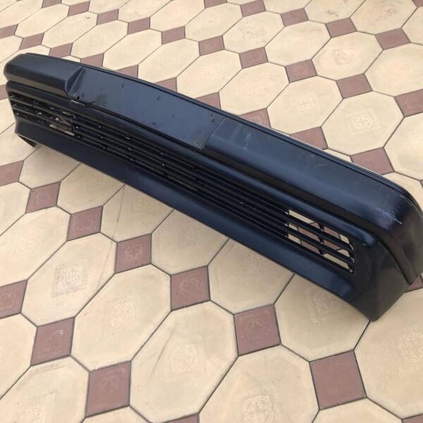 Mercedes Front Bumper - Image 4