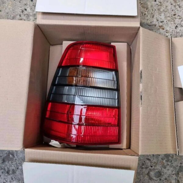 W124 LED Tail Lights - Image 3