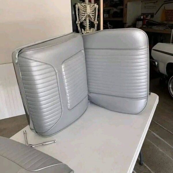 1964 Impala Seats: Front & Back - Image 3
