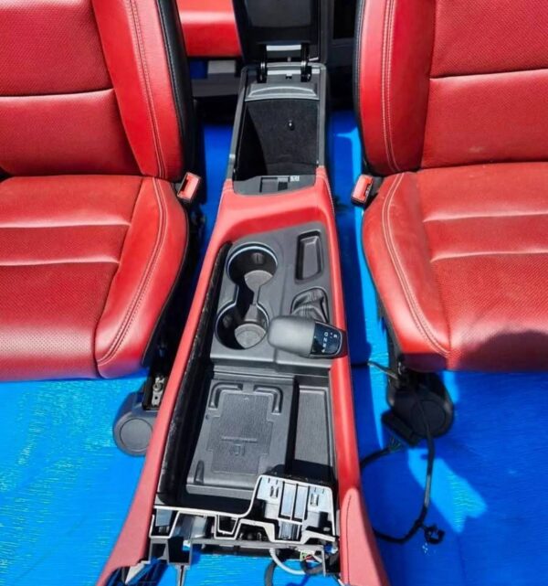 Durango SRT Red Leather Seats - Image 7